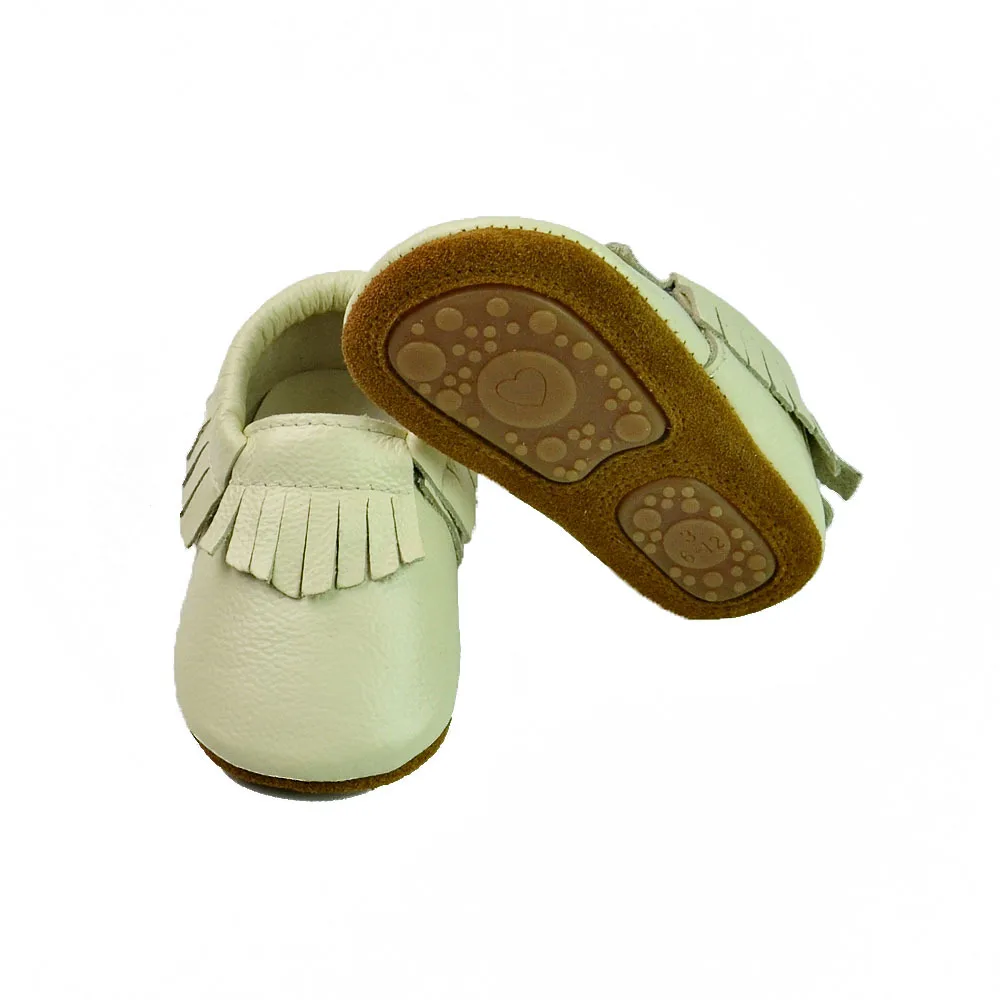 Детская обувь из натуральной кожи; мокасины для маленьких девочек и мальчиков; обувь ручной работы с мягкой резиновой подошвой; обувь для первых ходунков; бахрома - Цвет: Бежевый
