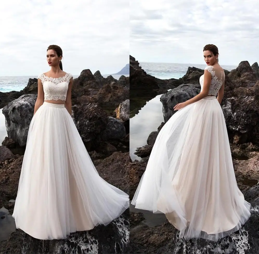 

wuzhiyiTwo Pieces Tulle A Line Summer Beach Wedding Dresses 2018 Bohemia Lace Top Floor Length Wedding Bridal Gowns With Buttons