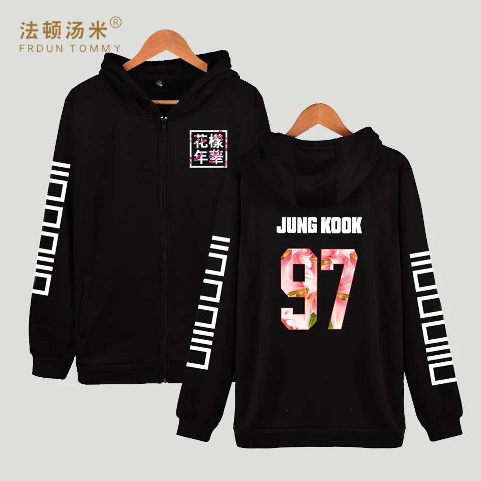 Бтс в черном худи. Толстовка бтс. Одежда худи с бтс. Кофта худи с bts. Толстовка бтс.