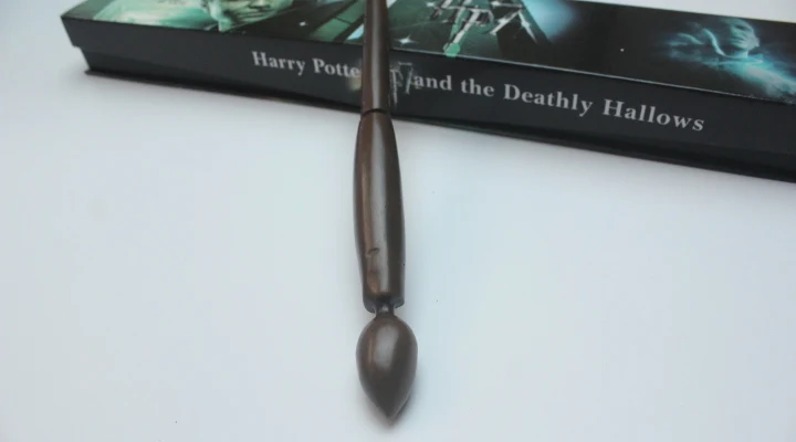 Харри Поттер Волшебная палочка Пожиратели смерти не световая палочка с коробкой Косплей Волшебные трюки