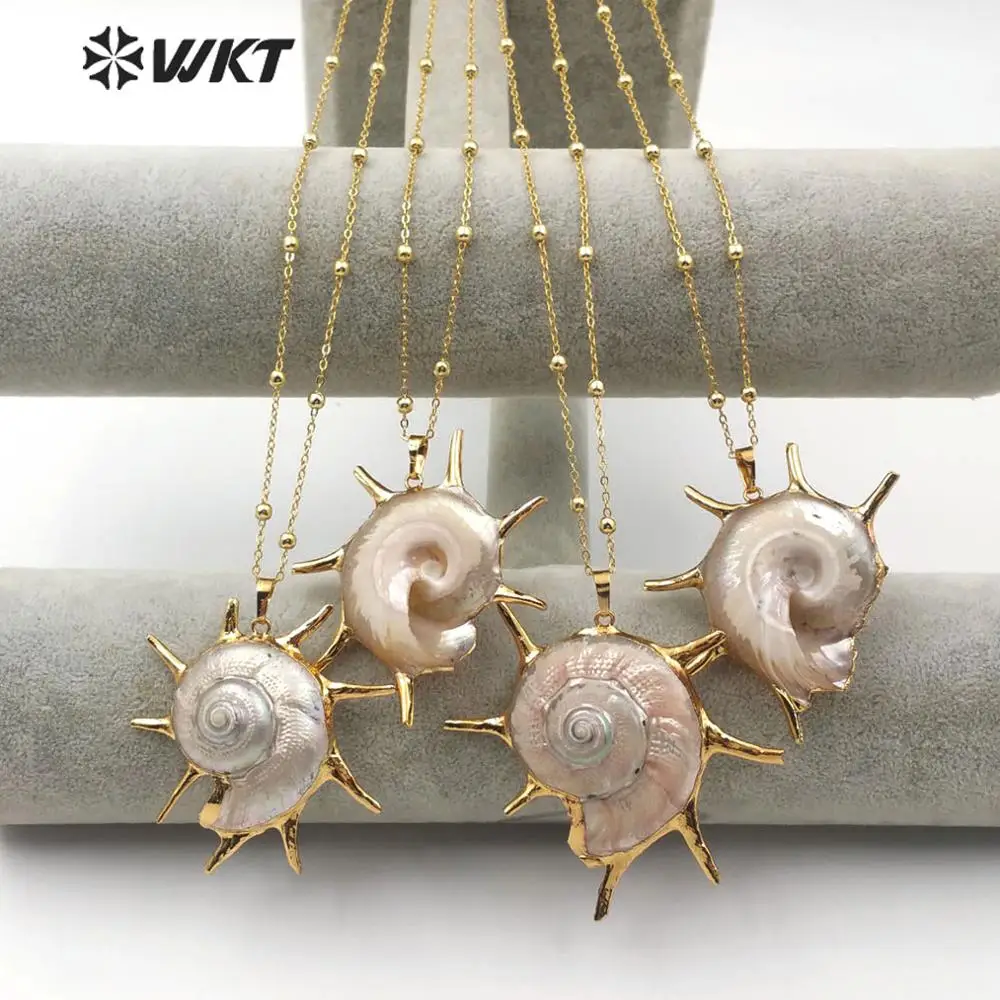 

WT-JN095 Trumpet Shell Pendant Gold Trim Sea Shell Pendant Snail Shape With Gold Bead Chain Necklace Jewelry
