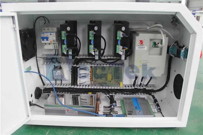 AccTek-6060-chinese-metal-router-cnc-mold (4)