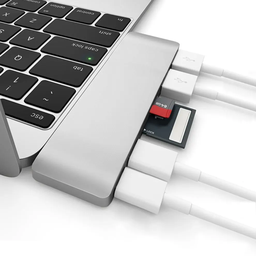 

Silver USB Type C Hub 6-in-1 Dual Type C Interface Converter Rapid Transmission
