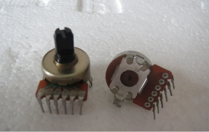 

[VK] Edifier A103 double potentiometer A10K 161 double vertical A103 handle length 11MM half handle switch
