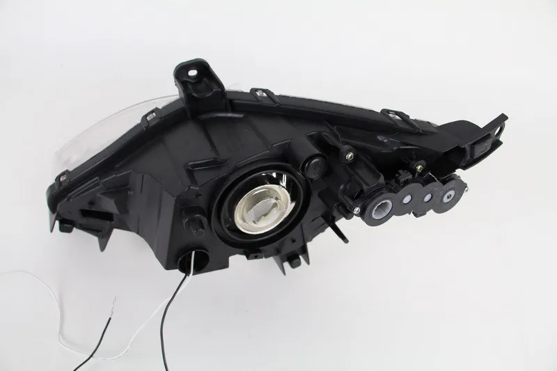 Pour Hyundai i30 55 W Super Blanc XENON HID Low Dip//DEL Side Light Projecteur Ampoules