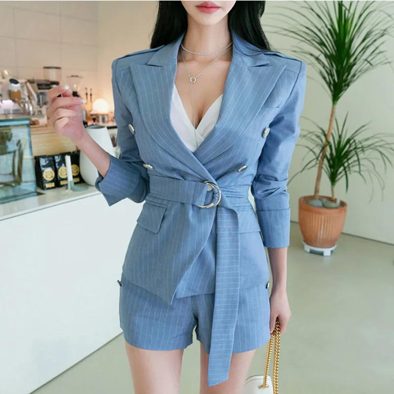 Корейский стиль, полосатые женские короткие костюмы, комплект из 2 предметов, пиджак с поясом и шорты на пуговицах спереди, летние женские брюки, костюм