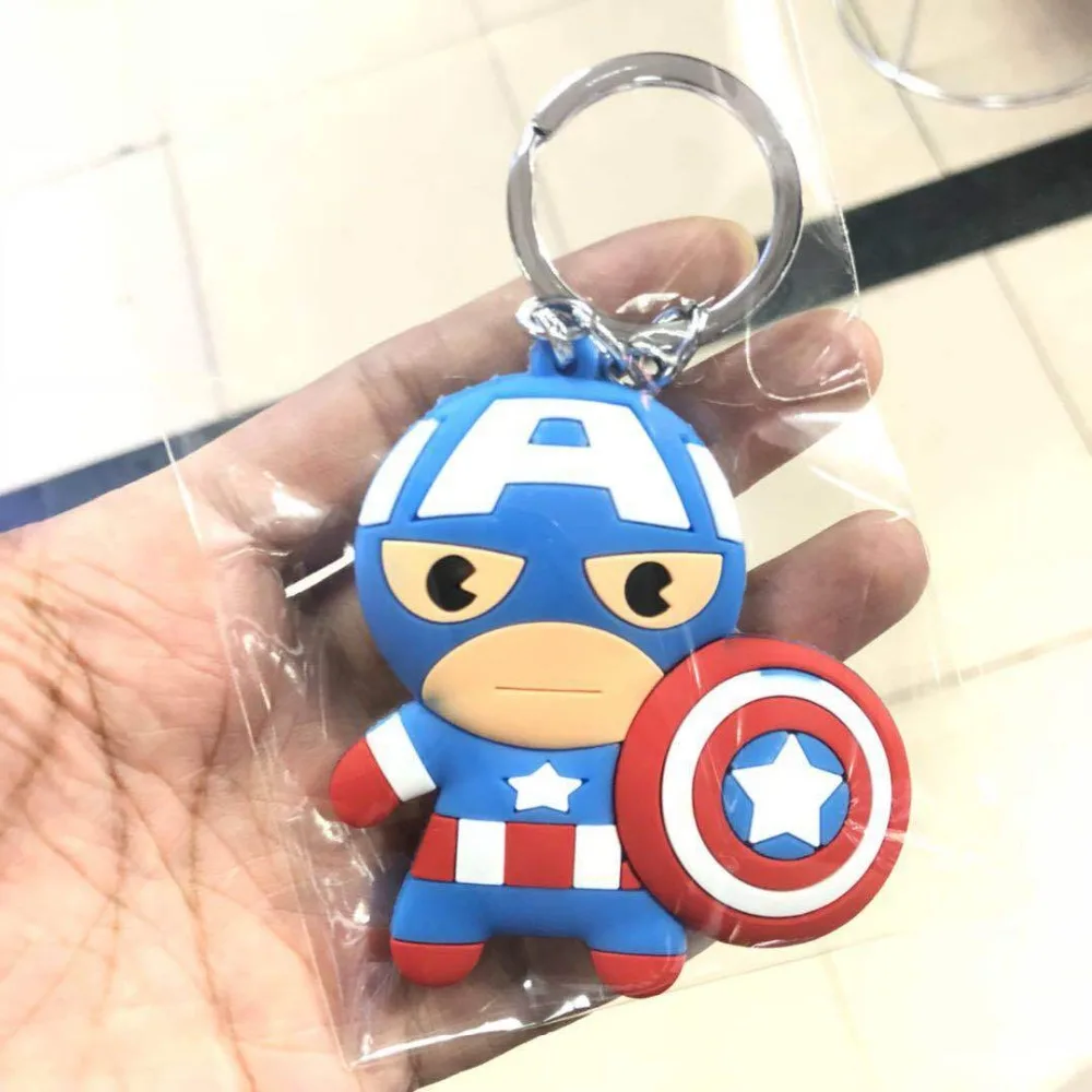 

The Avengers Black Panther Venom Spiderman Batman Doctor Strange Hulk Thor Thanos PVC Pendant Keychain Action Figure Toys