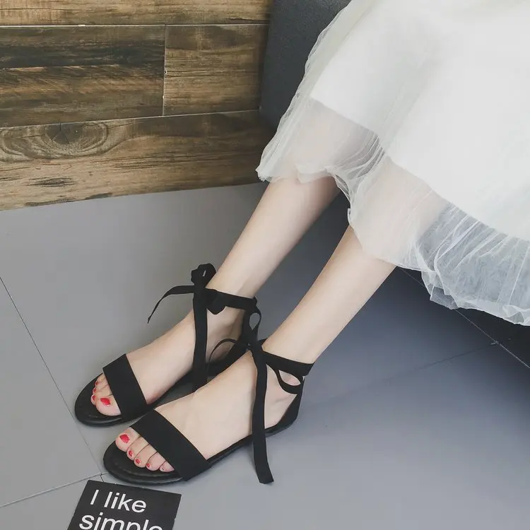

Summer New Fashion Sandals Woman falt Beach shoes Light Weight Anti-Slippery Hard-Wearing leisure Style Beach shoes JINBEILE