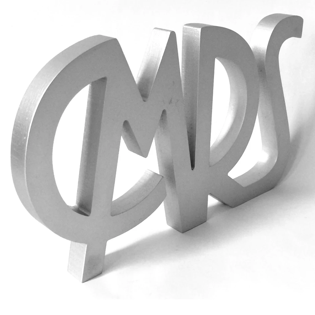 

1XWooden Mr and Mrs Letters Sign Standing Top Gift Wedding Decor Gold/Silver UK