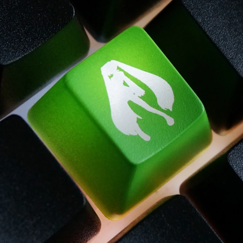

Hatsune Miku ESC R4 ABS Backlit Mechanical Keyboard Keycaps Red Black Key Cap