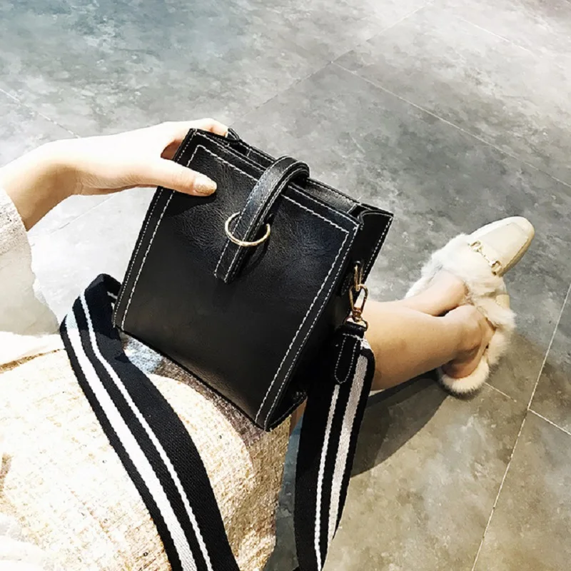 

2018 Spring Vintage Leather Women Crossbody bag Purses Messenger bags Wide Color Strap Mini Shoulder Bags Handbag