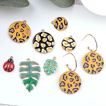 

Diy jewelry making 20pcs/lot alloy drop oil gold color cartoon leaves/Leopard rounds/ladybug shape metal floating locket charms