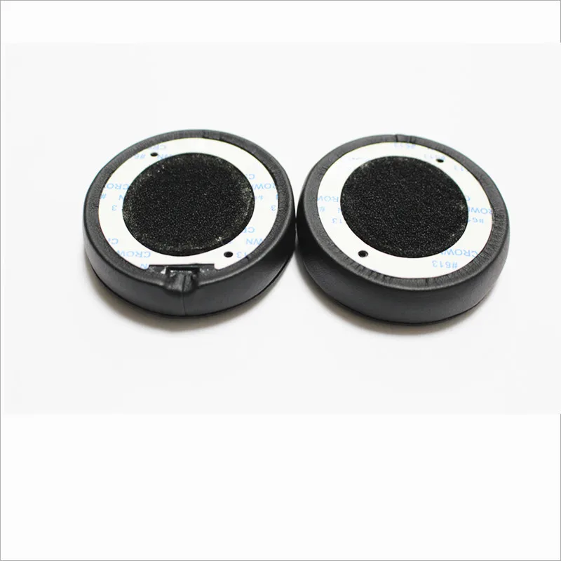 Linhuipad 1 Pair Ear Pads Cushion Replacement cups for Beats Solo 2 0 Wireless Audio Headphone Black