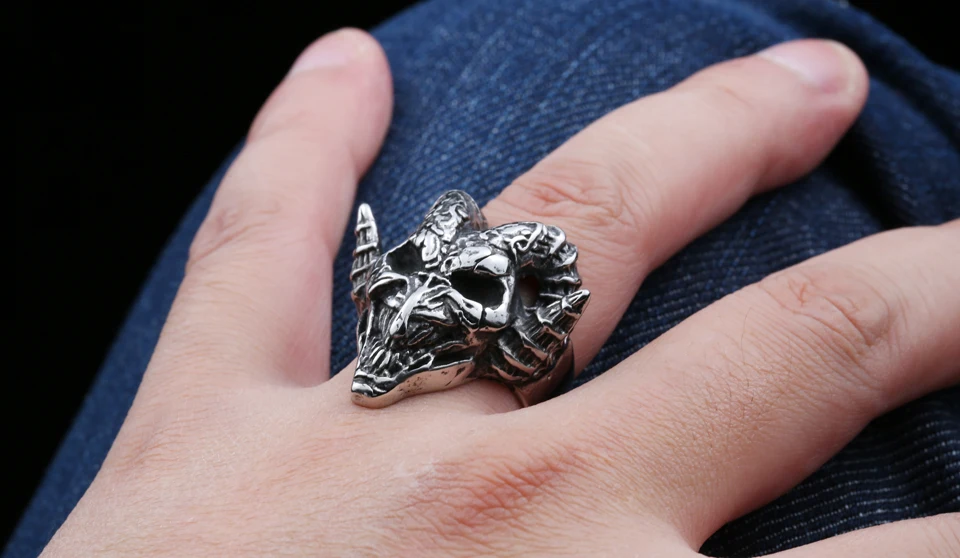 Байер магазин 316L Лидер продаж 316 lstainless Сталь Крылатый череп в стиле панк Ring Байкер ювелирные изделия BR8-422