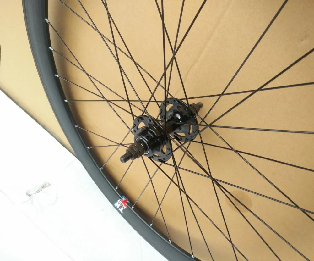 Discount Road  bike part  700C  Fixed gear bike wheels ,  ball hubs, 40mm  700C*23 tires Fixed gear bicycle wheels 11