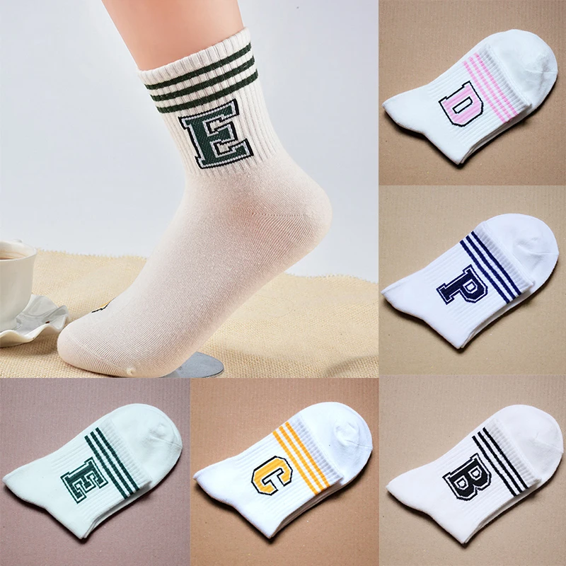 

1 Pair Comfortable High Quality Autumn/Winter Women Sports Socks Stripe Socks Letter Sweat Ventilation