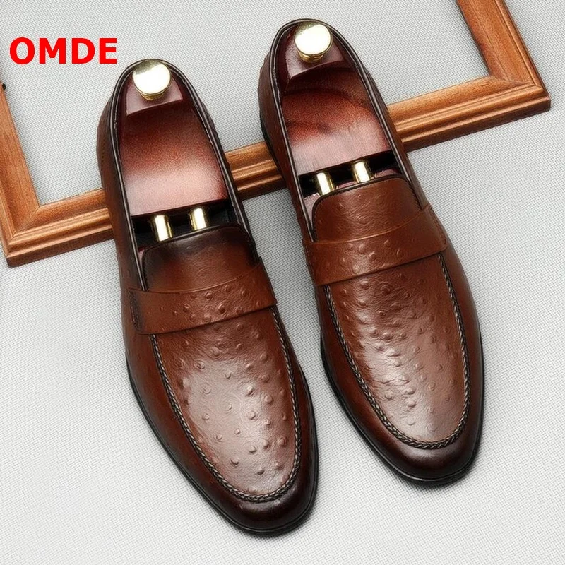 

OMDE Loafer Men Casual Shoes Embossed Genuine Leather Shoes Men Loafers Ostrich Pattern Slip On Party And Wedding Mens Shoes