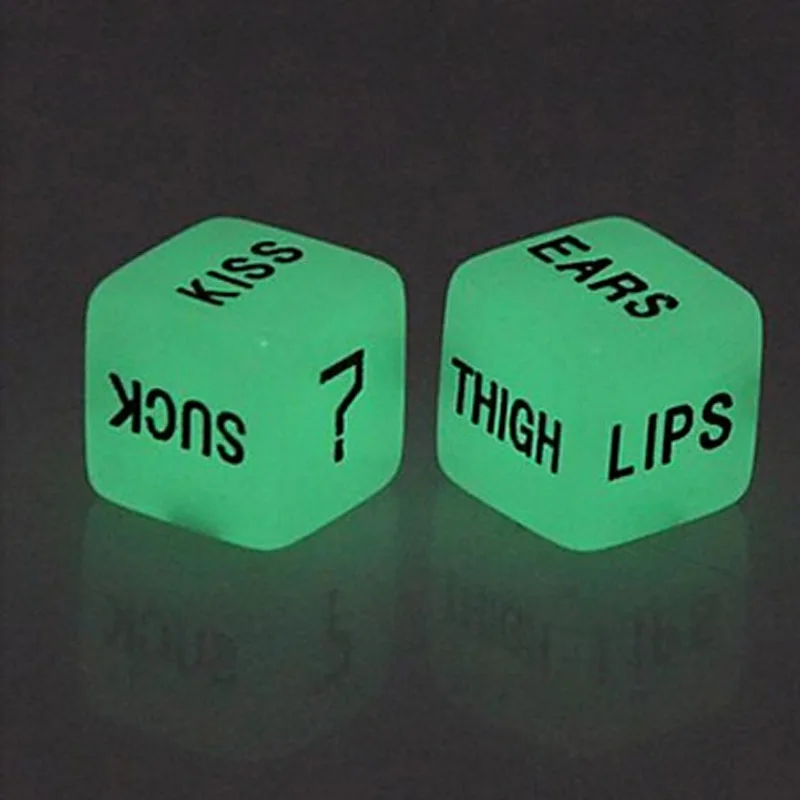 

2pes/set Fun Dice Romantic Dice Glow In The Dark Lover Couple Game Adult Couple Funny Flirting Toy Couple Dice Glowing Sexy E