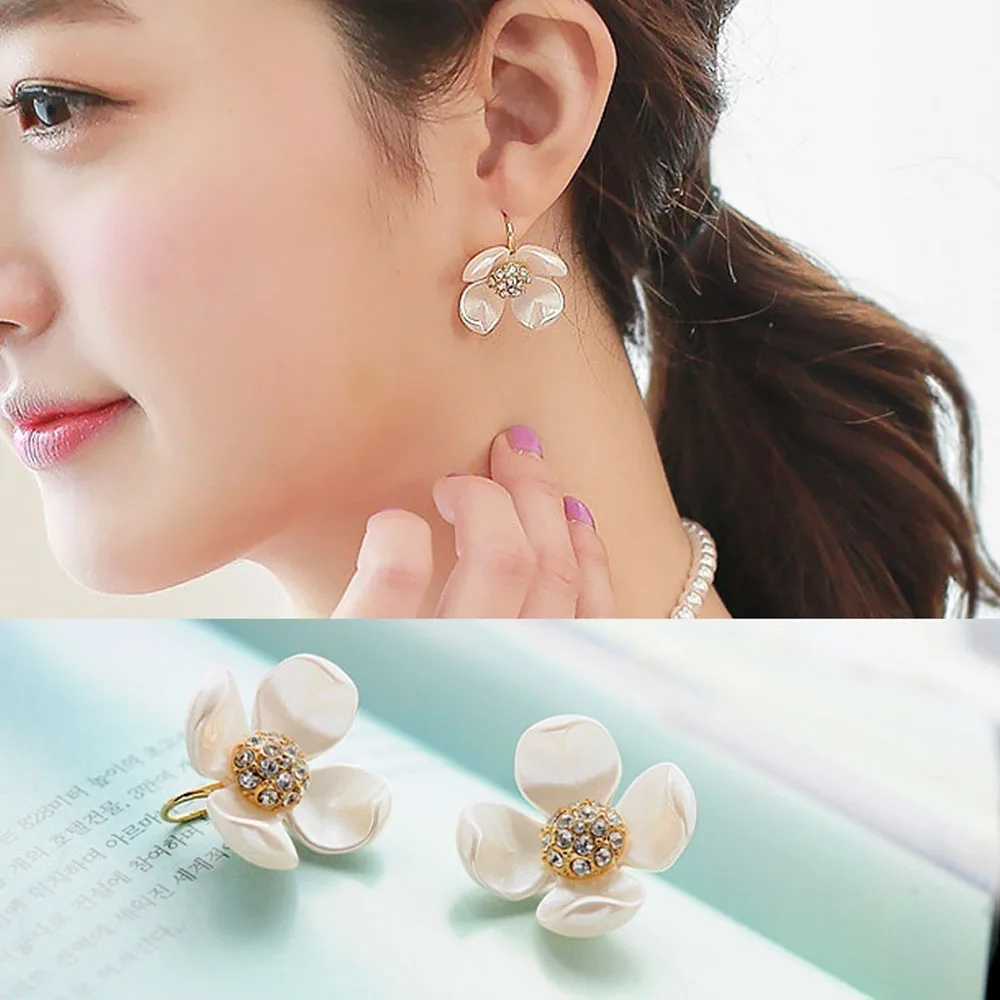 

New 1 Pair Women's Fashion Elegant Imitation Mother Shell Pearl Flower Earrings Girls Stud Earring Jewelry High Quality