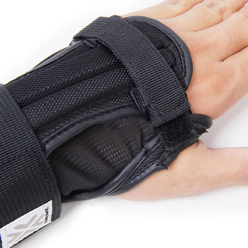 

Snowboard Ski Protective Gear Glove Sport Wrist Support Guard Pads Brace Skating Brace Wrist Gauntlets