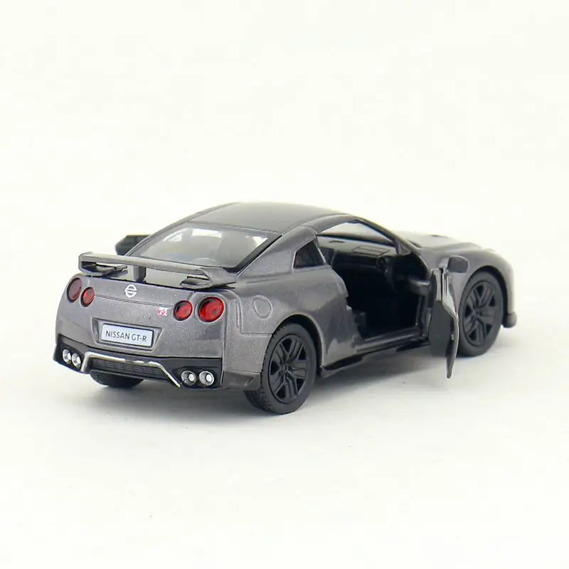 GT-R (8)