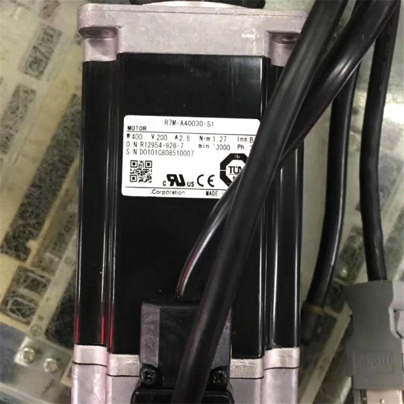 

Used Tested Working R7M-A40030-S1 AC SERVO MOTOR