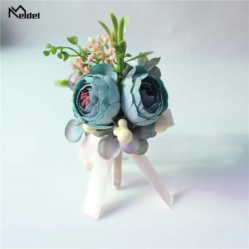 corsage-15268