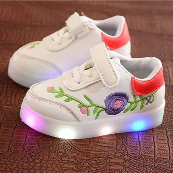 

Fashion Children's Luminous Shoes Flower Embroidery Girls Shoes Warm LED Luminous Shoes Non-slip Wearable Children's Sneakers