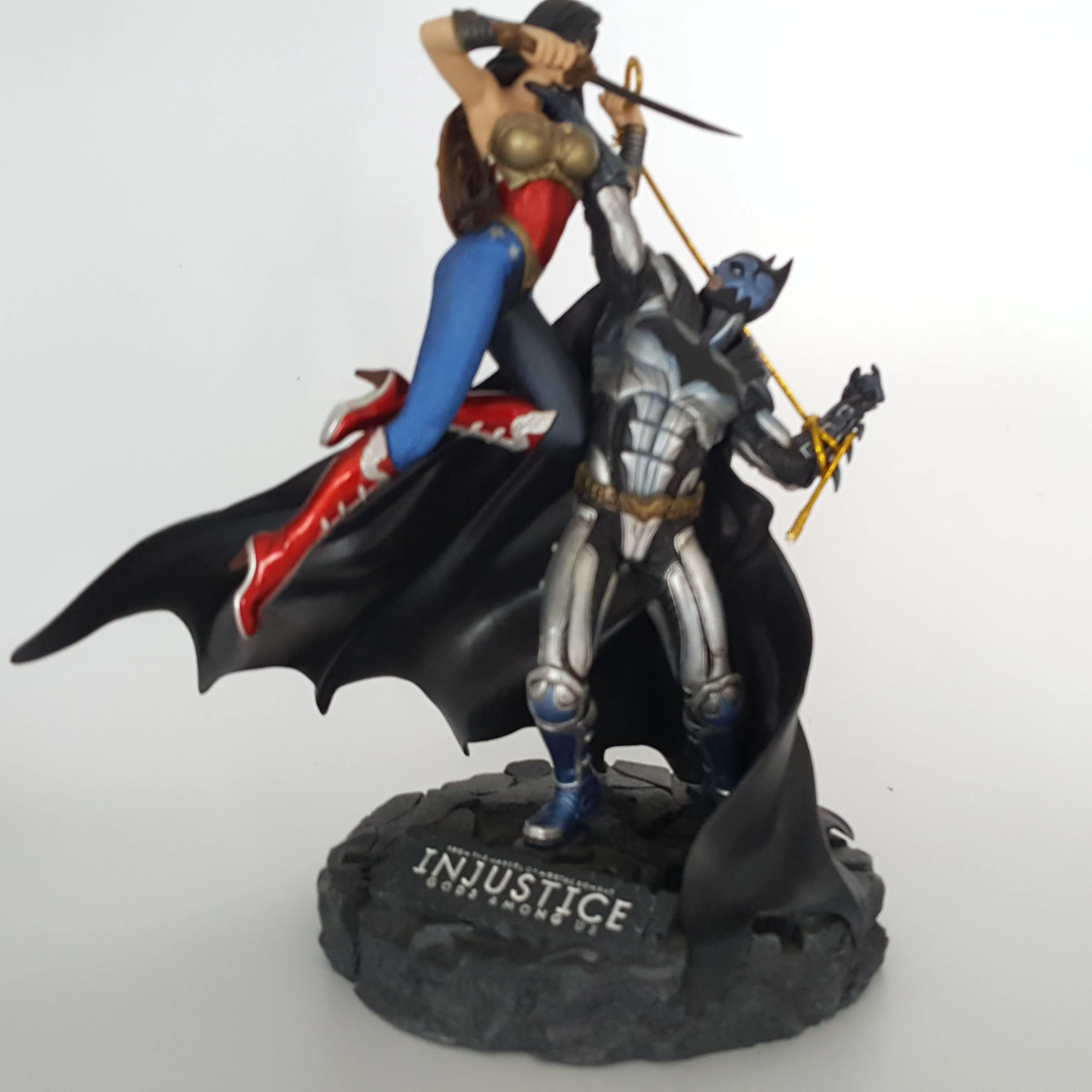 batman injustice figure