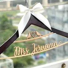 Персонализированные Свадебные вешалки с влюбленными птицами, на заказ Свадебные вешалки, подарок для невесты