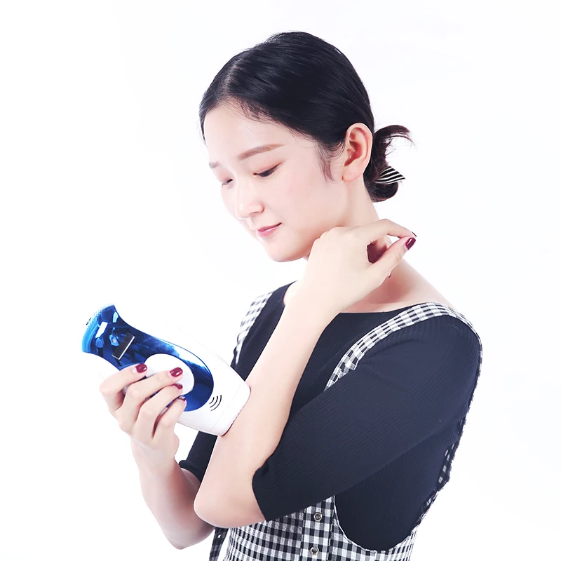 人物机器实拍-1