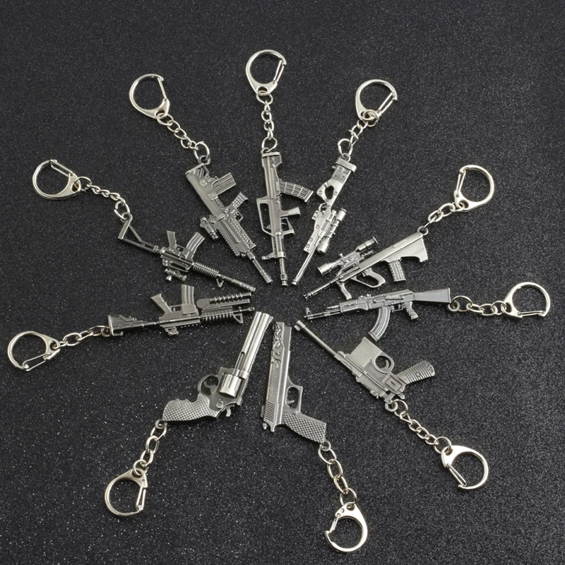 10 Style Guns Weapon Keychain Retro Mini AUG AK47 Rifle Revolver Tank Gun Metal Key Chain For Unisex Cool Gifts Fashion Jewelry