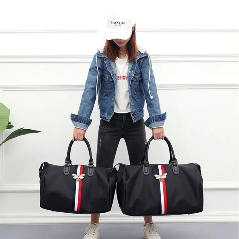 

Women Fashion Travel Bag Nylon Waterproof Large Capacity Bee Decoration Shoulder Diagonal Size Weekend Package