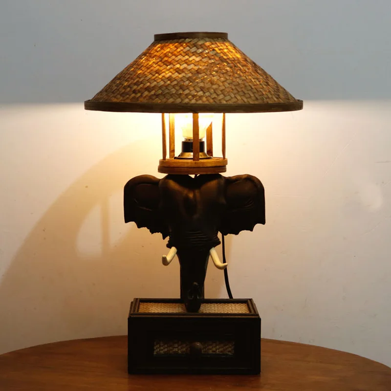 

Thai craft elephant table lamp bedroom bedside personality retro nostalgic bar decoration table lamp WF4171123