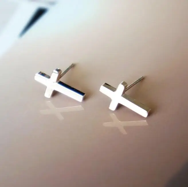 10 шт./лот Новая Мода крест Серьги-гвоздики для Для женщин Простой небольшие заклепки оптом в золотой Цвет ed030