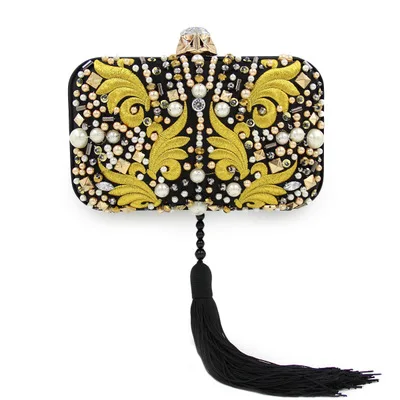 

2018 Embroidery Europe And America Embroidery Evening Dress Bag Handmade Beaded Diamond Clutch Black fringed Evening Pack
