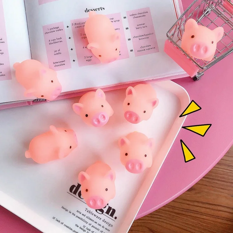 

1pcs Cartoon Soft Adorable Lovely Pink Piggy Vent Squeezed Toy Hollow Swimming Toys Kawai Pig Doll Stress Relieve Toy