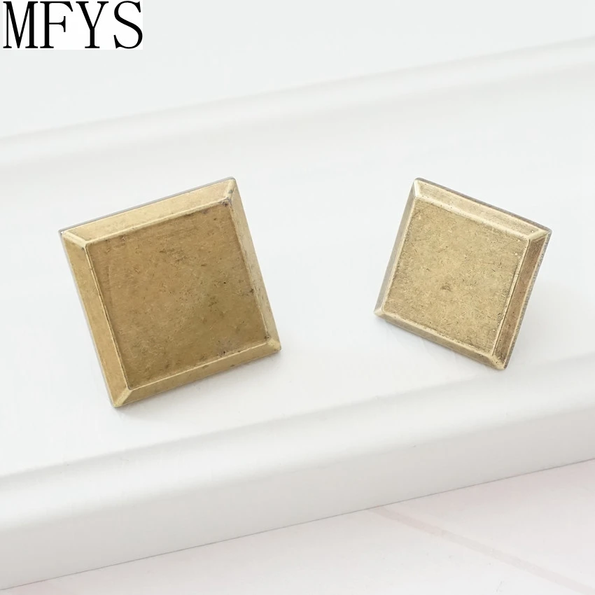 

Square Decorative Dresser Drawer Knobs Antique Bronze / Retro Kitchen Cabinet Door Knobs Handle Furniture Knobs Vintage Style