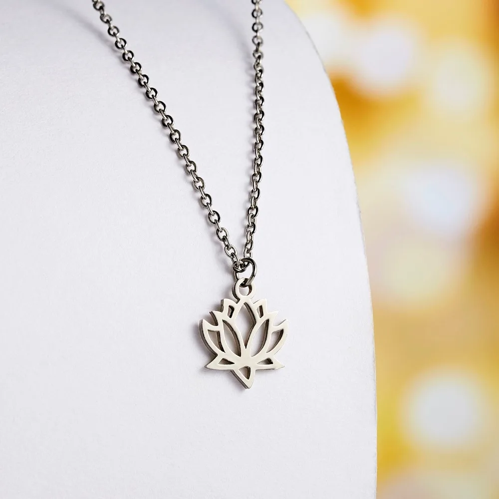 Простое женское ожерелье подвеска ввиде цветка лотоса ожерелье женский подарок на день рождения Йога Ювелирное колье до ключиц ожерелье