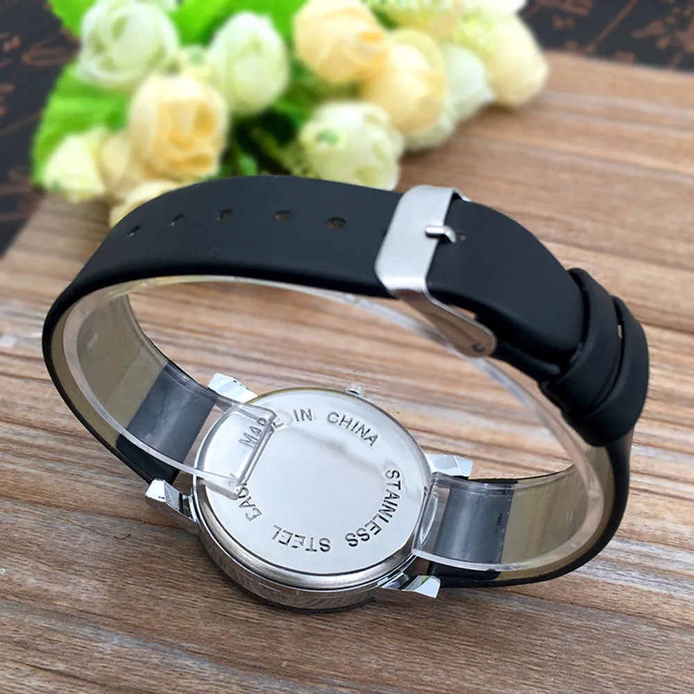 New relogio Classic Quartz Watch Student Couple Stylish Spire Glass Belt Quartz wristwatches Lovers Casual simple Clock Hours*A