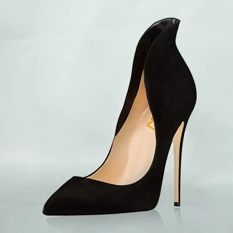 ladies black suede pumps