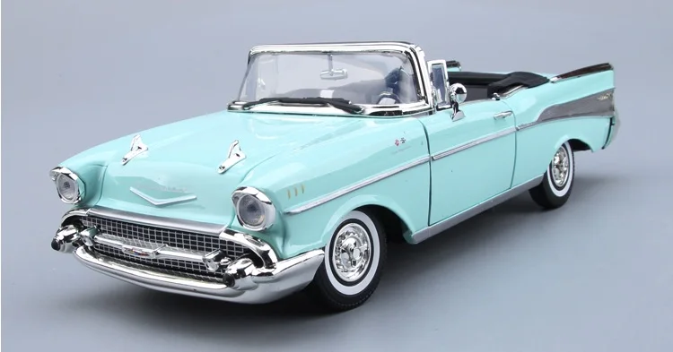 voiture miniature vintage