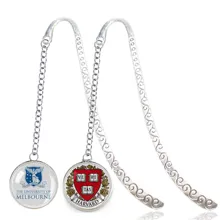 Университетский логотип Закладка школьная эмблема значок известные колледжи кулон Marcador De Texto материал Escolar Papelaria для Гарварда