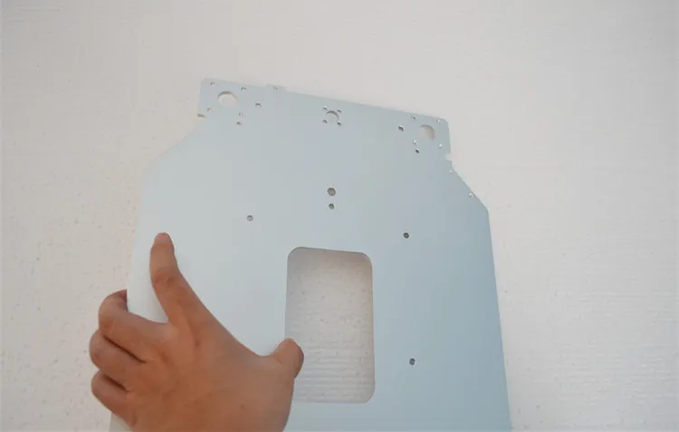 um2 z plate detail 4