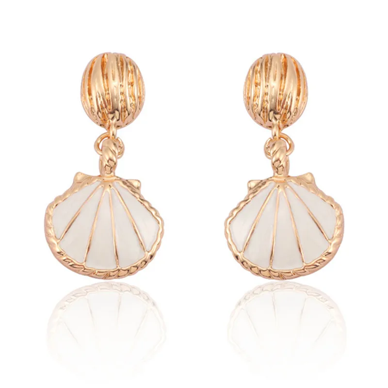 Trendy-Gold-Enamel-Sea-Shell-Stud-Earrings-Bohemian-Beach-Tassel-Seashell-Earrings-For-Women-Beach.jpg_640x640 (1)