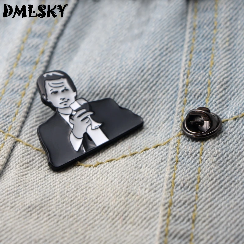 DMLSKY How I Met ваша мама мультфильм смешной эмалированный значок-булавка значок для рюкзака броши одежда галстук булавки воротник шпильки ювелирные изделия M3220