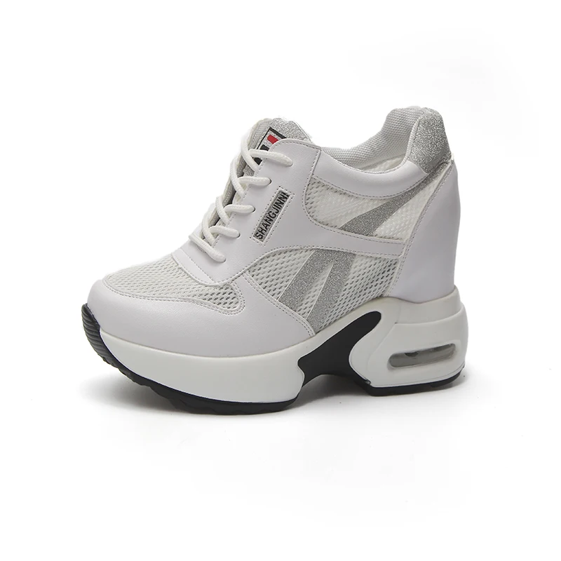 

High Top Hidden Womenn Casual Shoes Platform Breathable Canvas Shoes Woman Wedge Sneakers Casual Fashion White Color Students