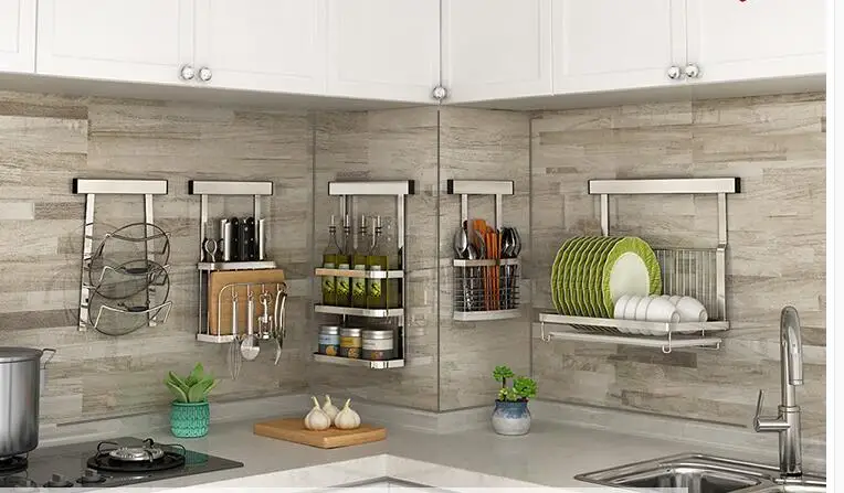 Avoid punching the kitchen rack. Wall mounted stainless steel wall accept knife rack.002