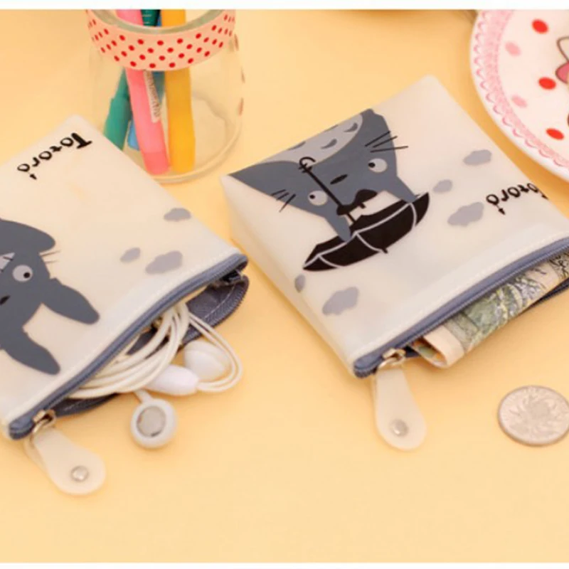New Mini Zipper Lock Silicone Money Storage Bag Cute Cartoon Totoro Travel organizer For girls Portable coin earphone Holder2