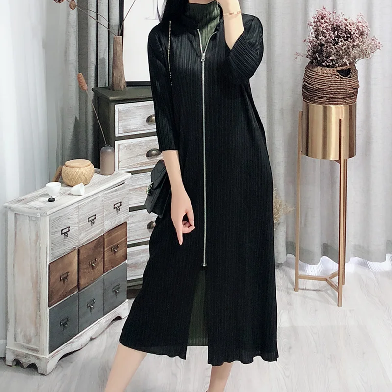 MIYAKE Fold 2019 Spring New Long Windswear Slender Zipper Large-Size TRENCH Women's European Station free shipping